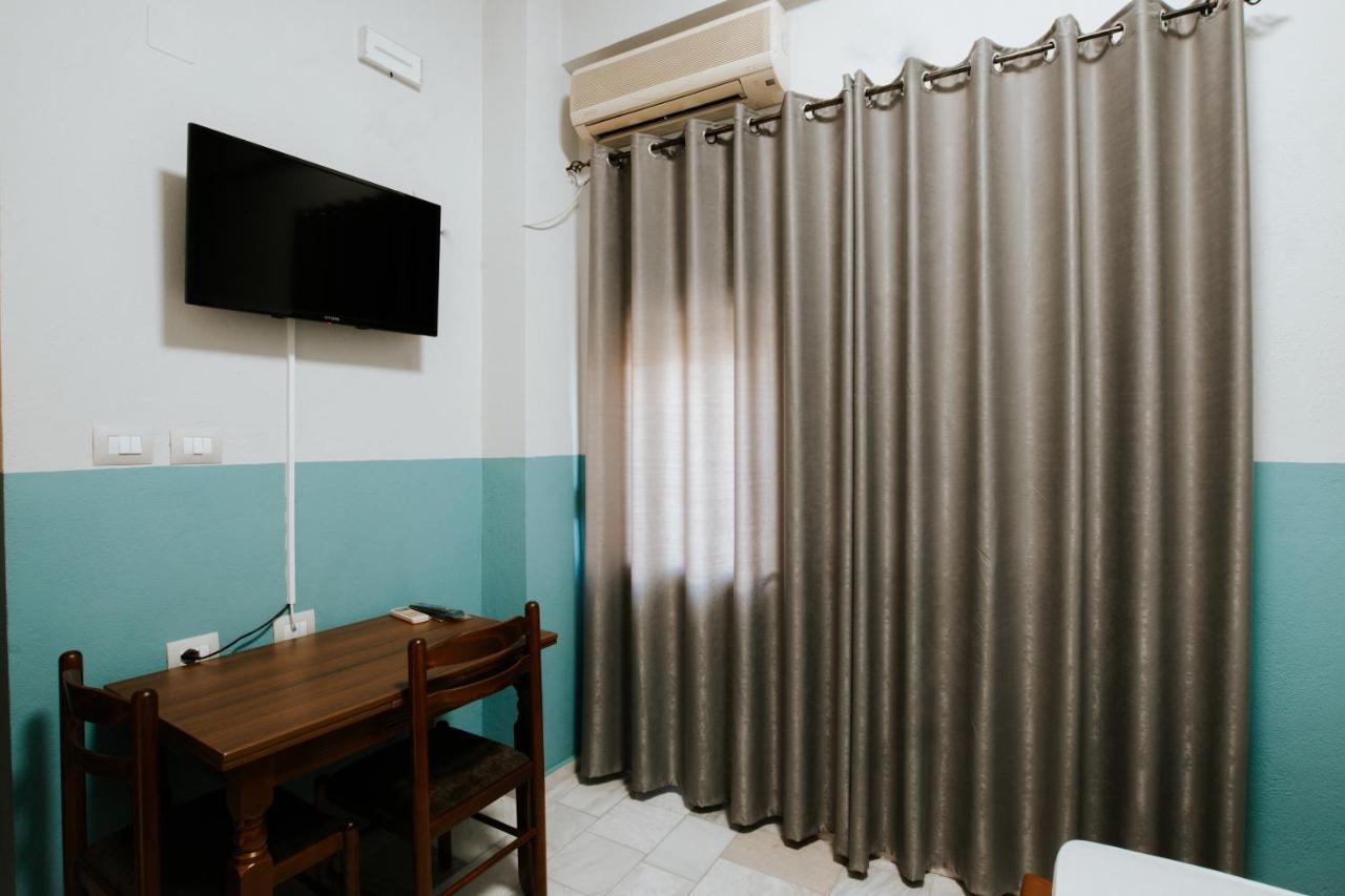 Hotel Lunxheria ジロカストラ エクステリア 写真