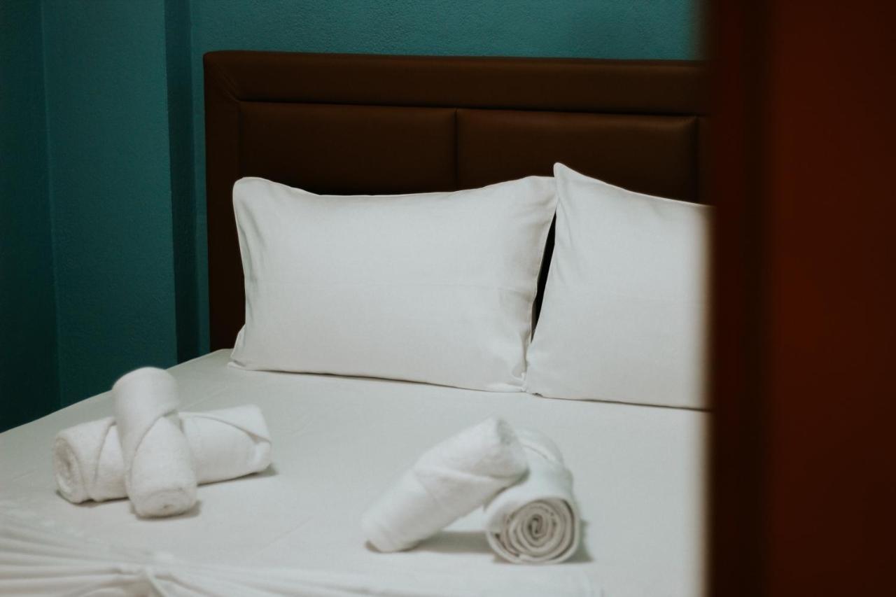 Hotel Lunxheria ジロカストラ エクステリア 写真